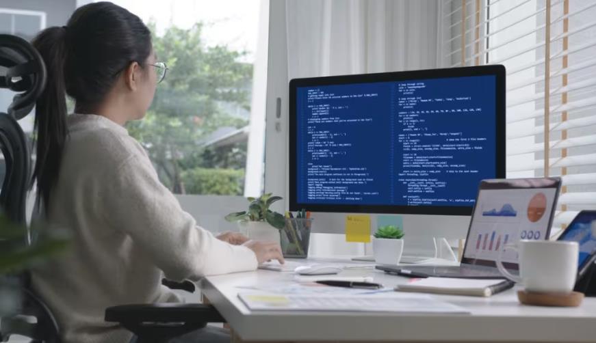 钦州企业数字化解决方案:机器学习赋能商业模式升级的核心路径